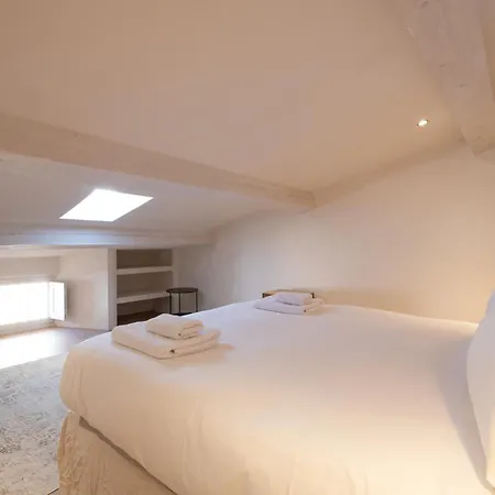 Pick A Flat's In Saint-tropez- Rue Du Portail Neuf アパート サントロペ